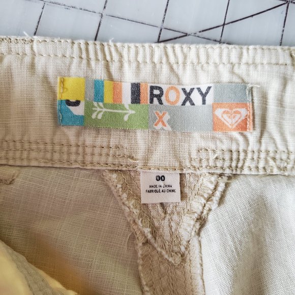 Roxy Women's Yellow Shorts with Eyelet Lace in size 00 - Picture 6 of 6